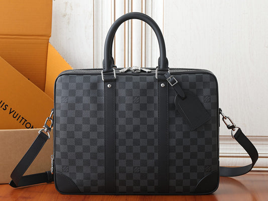 Louis Vuitton Porte-Documents Voyage PM Damier Graphite Canvas
