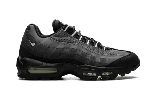Air Max 95 "Vapor Green" HM0622 001