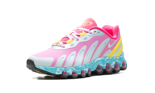 Air Max DN8 WMNS "Doernbecher" IO7689 921